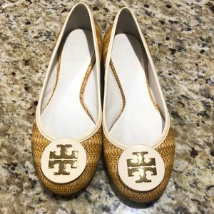 SOLD! Tory Burch Ballet Shies Size 9 1/2